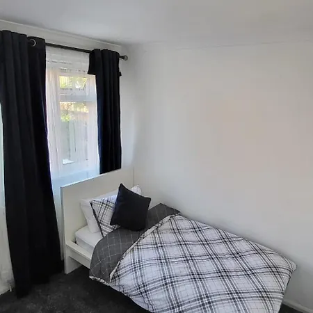 Delight Home-London City Airport & Excel Экстерьер фото