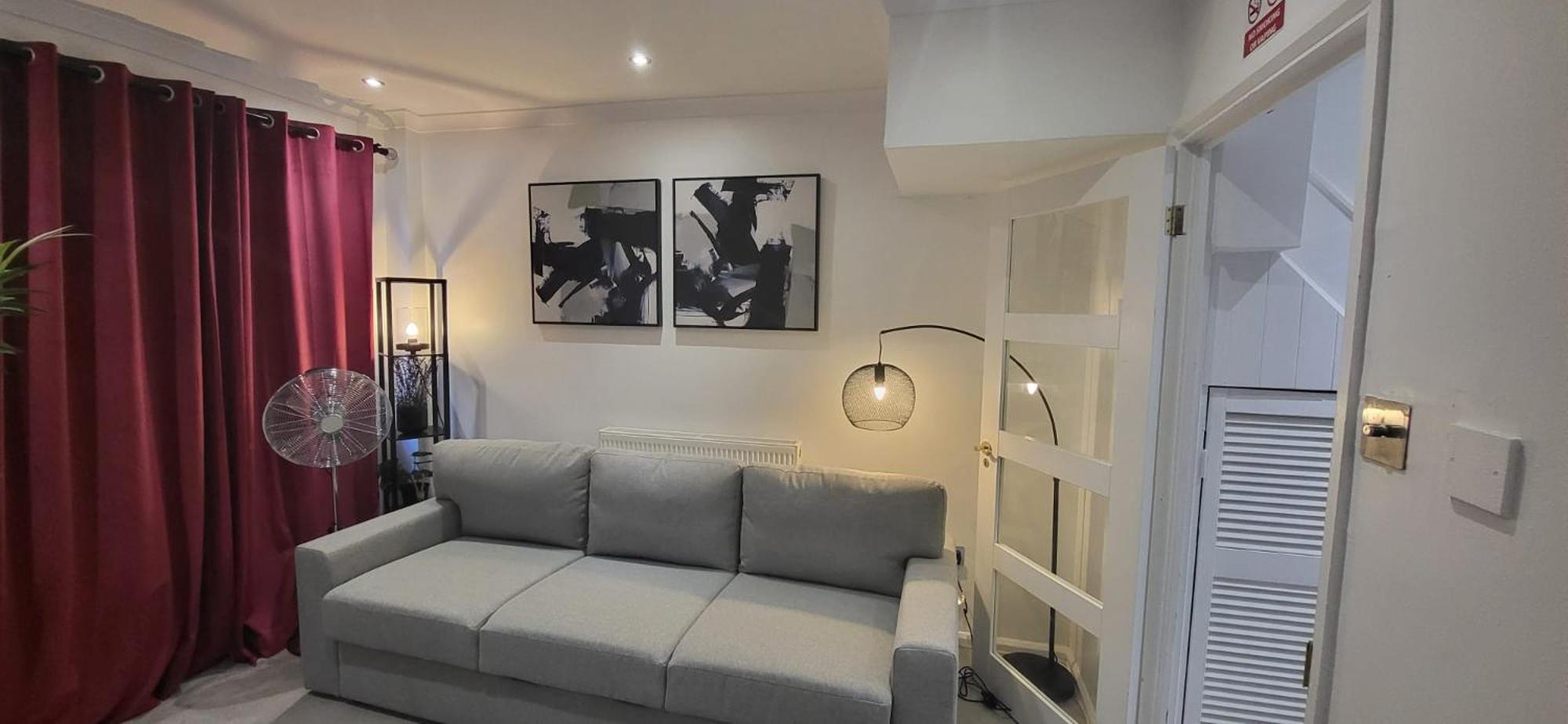 Дом отдыха Delight Home-london Airport & Excel Лондон